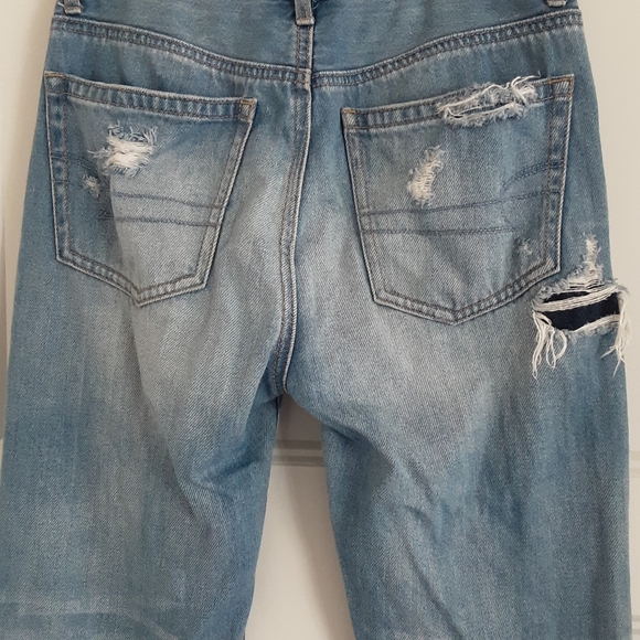 AE: High-Rise Girlfriend Jeans (sz 00) - Picture 6 of 11